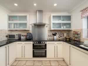 Cosy & Rural Chilterns Hideaway - Pass the Keys