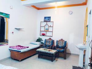 Coorg peacock feathers home stay