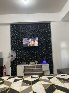 101 Newport Boulevard Condo