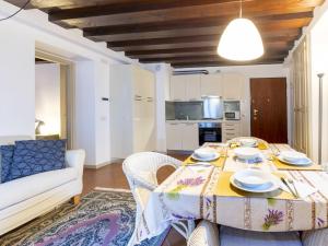 Apartment Vicolo Ninguarda by Interhome