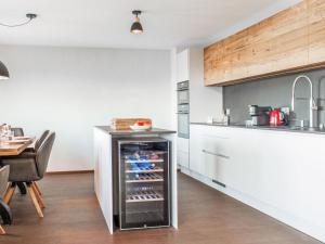 Apartment Bike & Ski 301 by Interhome