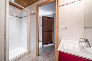 Chalets Chalet familial - Le Laquis : photos des chambres
