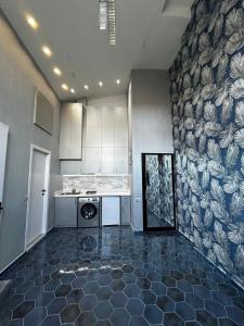 Luxe studio apartment with jacuzzi