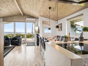 Holiday Home Nelina - 300m from the sea by Interhome