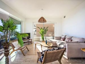 Apartment Le Chantilly-3 by Interhome