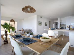 Apartment Le Chantilly-3 by Interhome