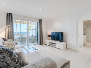 Apartment Rocas del Horizonte by Interhome