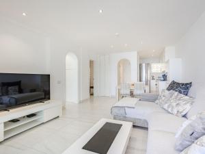 Apartment Rocas del Horizonte by Interhome