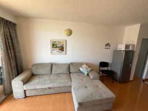 Black Pearl Apartment