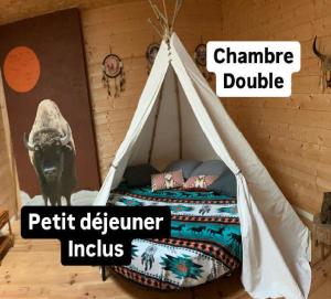 Campings Camping Syl-Vallee Western Village : photos des chambres