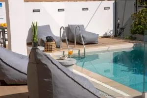 Ionian Elite Beachfront Villa - Perigiali