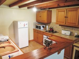 Maisons de vacances Holiday Home Le Pigeonnier by Interhome : photos des chambres