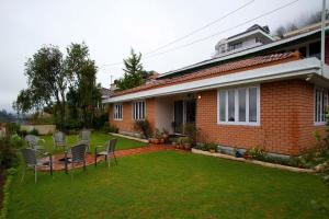 Away From Home - 2 - Home Stay Ooty, Entire 4BHK Villa