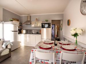 Apartment Les Tilleuls-2 by Interhome