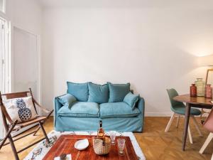 Apartment Le Caroline by Interhome