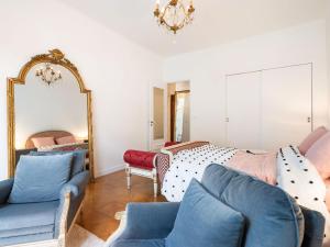 Apartment Le Caroline by Interhome