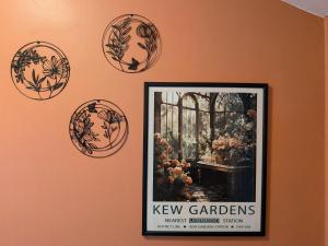 Seaside Escape - free parking! Pet friendly!