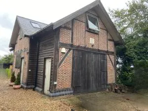 Charming 2-Bedroom Cottage in Cambridgeshire - 哈福希尔