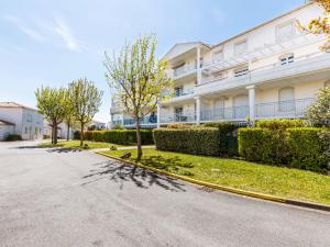 Appartements Apartment Les Hautes Folies-9 by Interhome : photos des chambres