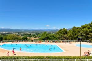 Complexes hoteliers VTF Le Castelet : photos des chambres