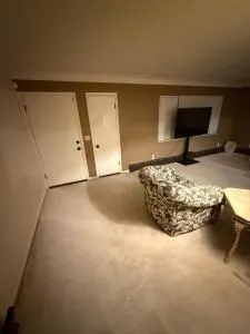 The Gather Grove - Sylvania