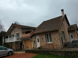 吉特赛宾酒店 - 勒塞尔尼