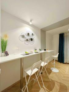 - Chic - Calm - Designed - paris central