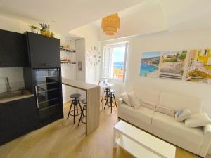 Appartements PEARL AP4444 By Riviera Holiday Homes : photos des chambres