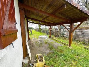 Villa 4 pièces, 3 chambres, grand terrain paysagé