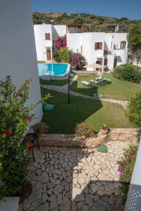 Plakoti Apartment 5, shared pool and amazing view