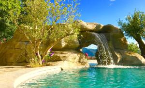 Lodges Wild boar mountain, South of France, paradise with breathtaking views! : photos des chambres