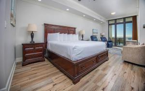 The Oasis 2905 formerly Phoenix West II 2905 condo