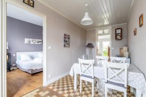 Maisons de vacances 51 - Entre Plage et Vieux Port : photos des chambres