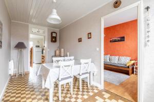 Maisons de vacances 51 - Entre Plage et Vieux Port : photos des chambres