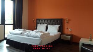 Junior Suite with Terrace and City View and Free Parking room in City Blagoevgrad Hotel