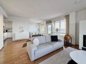 Upea kattohuoneisto Oulun keskustan lähellä