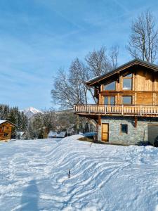 Chalets Chalet Monarch - Les Carroz - Sauna, Spa & vue Montagnes : photos des chambres