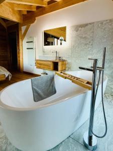 Chalet Monarch - Les Carroz - Sauna, Spa & vue Montagnes