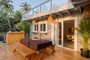 ELIVAAS House of Neptune - 3 BHK Cottage with Terrace & Gazebo on the Beach