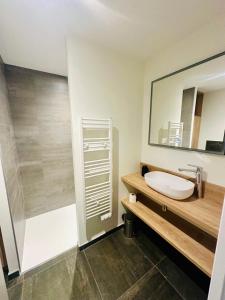 B&B / Chambres d'hotes DOMAINE LA TOUPIE Chambres d-hotes : photos des chambres