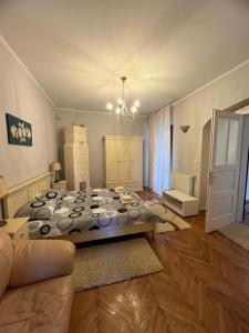 Casa lângă Cetatea Medievală