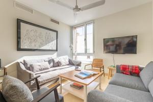 Tentudia Charming Apartments with Private Roof-Top or Patio in San Bernardo By OCityzen