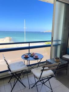 Studio avec vue mer à Six-Fours - parking