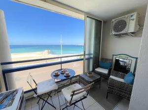 Studio avec vue mer à Six-Fours - parking