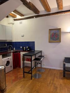 Le 64 Rue Chapon