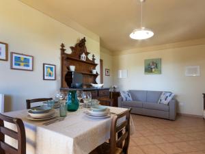 Apartment Le Debbiare-18 by Interhome