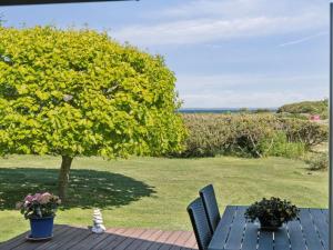 Holiday Home Sukie - 100m from the sea by Interhome