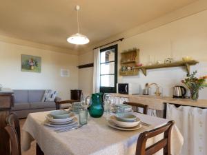 Apartment Le Debbiare-18 by Interhome