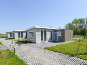 Holiday Home Hart van Zeeland by Interhome