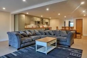 Little Rissington - Barn Eight - Westcote